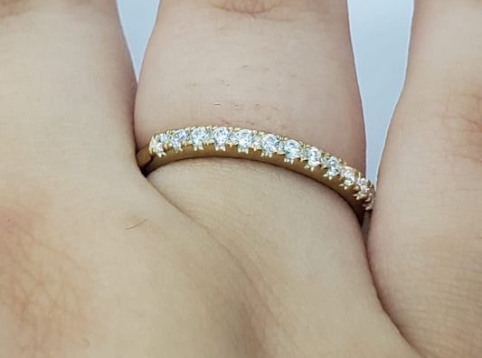 14K .30ct t.w. Diamond Band Ring