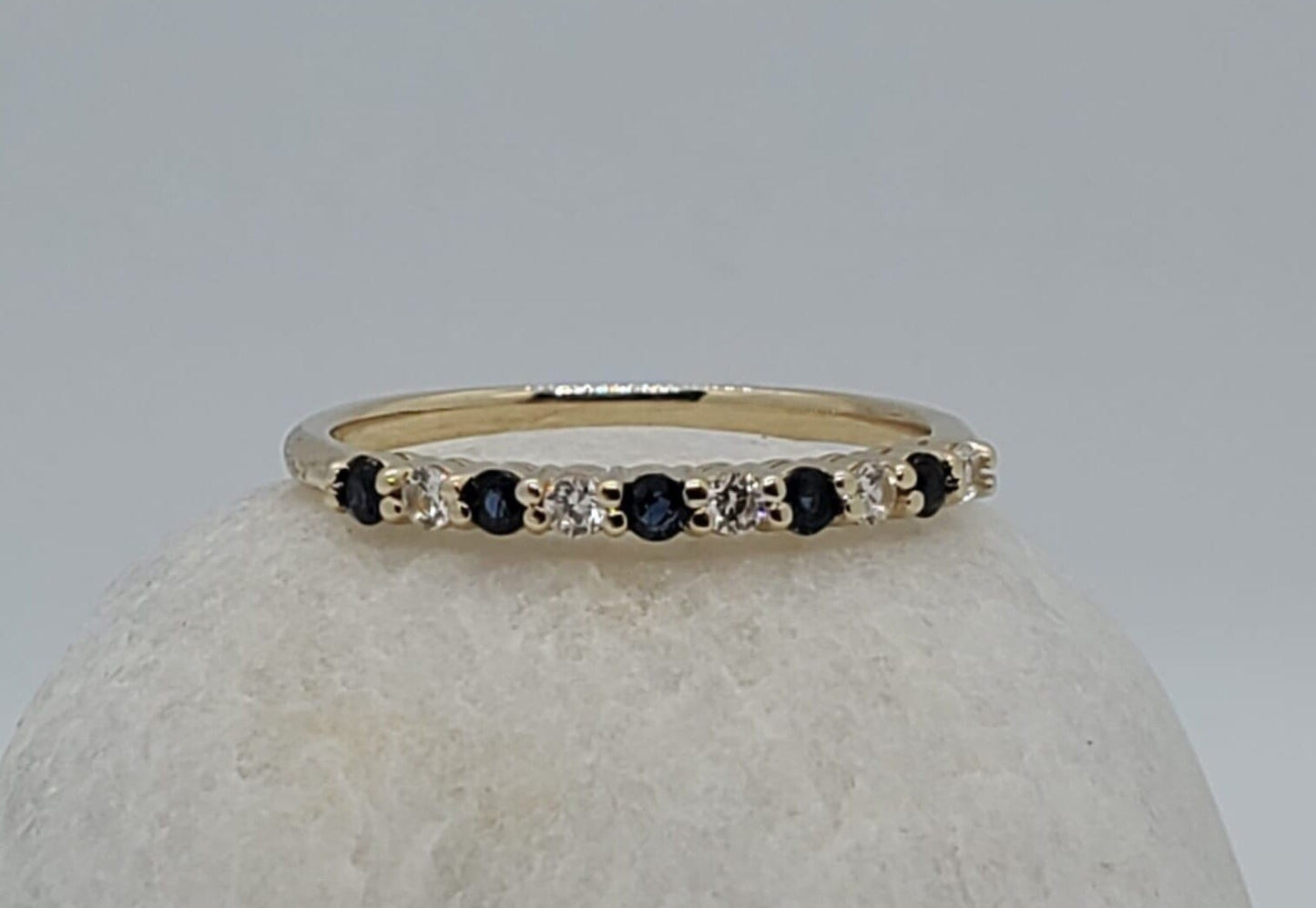 14K Sapphire & Diamonds Gold Band Ring