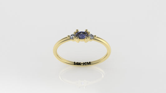 14K Gold Ring with 3 STONES, STT: Prong