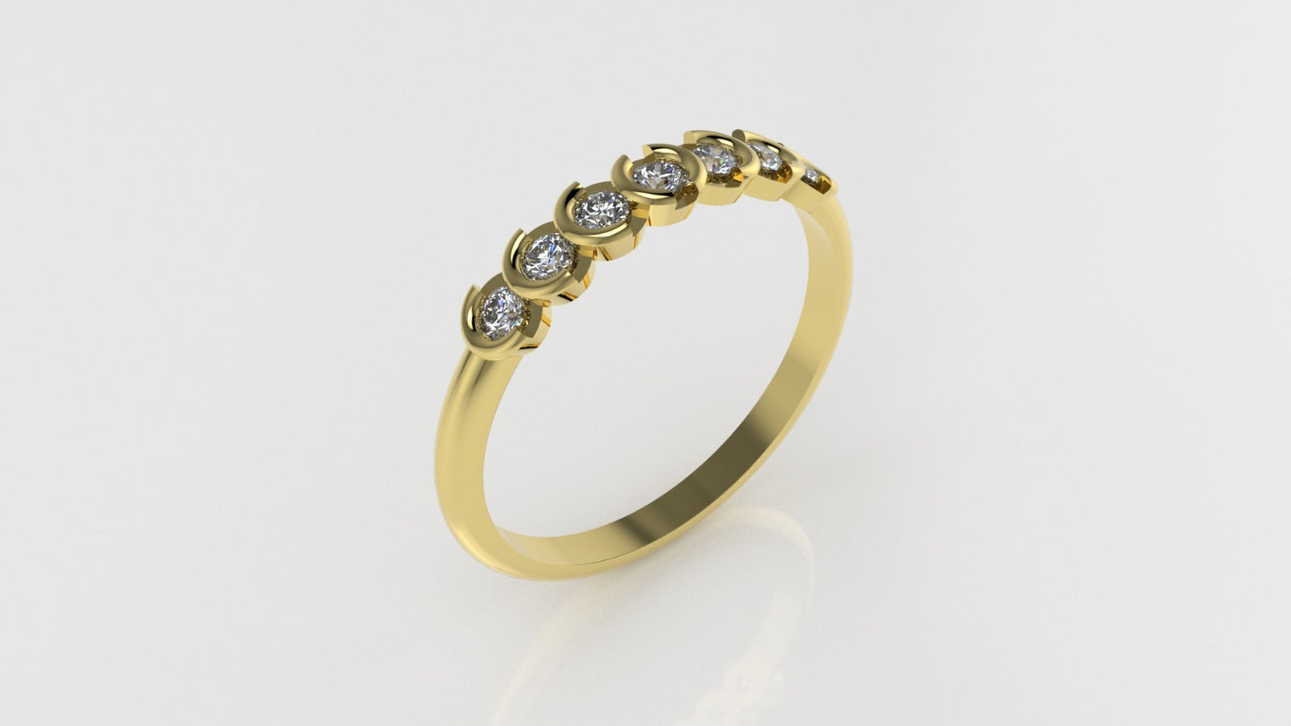 14K Gold Ring with 7 Diamonds, STT: Bezel