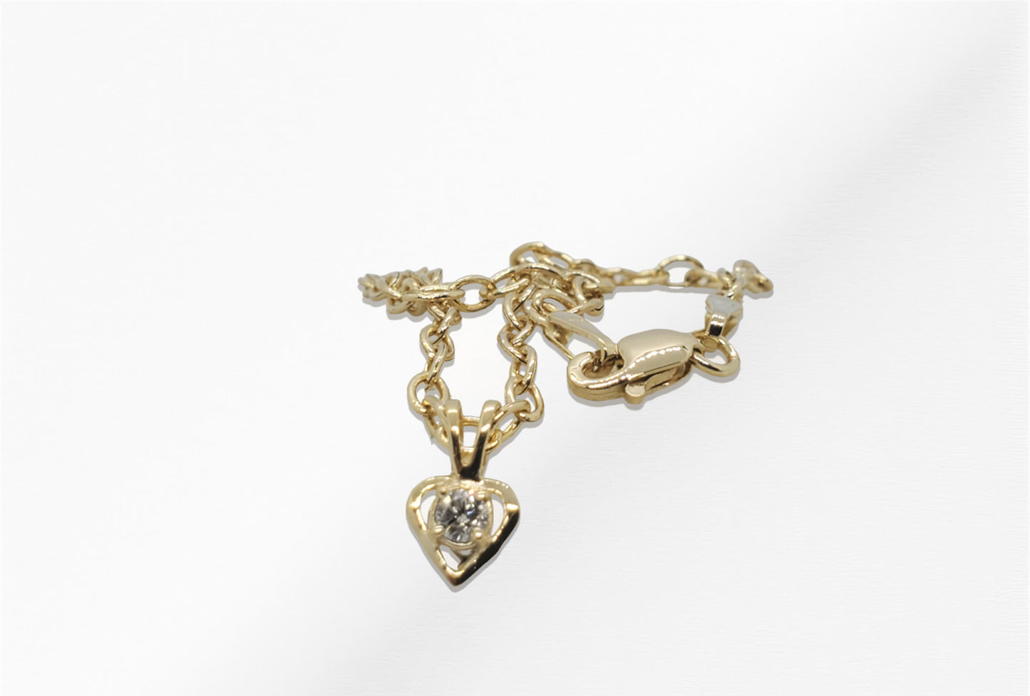 14K Gold Diamond Heart Shaped Link Bracelet
