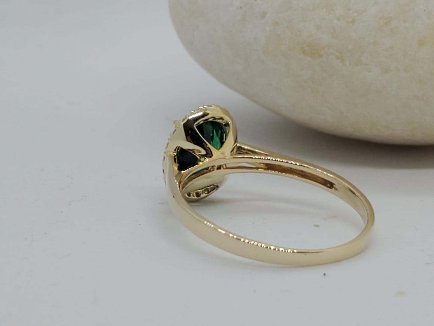 14K Yellow Gold Ring with Green Stone, it is solitaire ring, it is comfortable and elegant