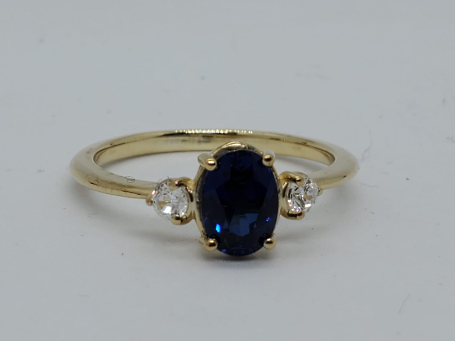 14K Yellow Gold Band Ring with SAPPHIRE and 2 Diamonds, Stone Mounted 4 Pron
